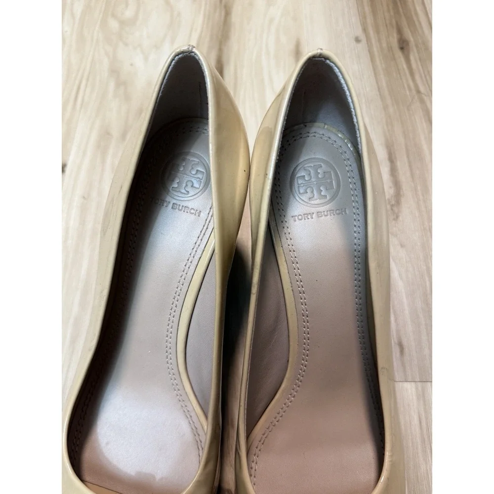 Tory Burch Lowell II Peep Toe Beige Wedge Pump Women Size 8.5 Rare